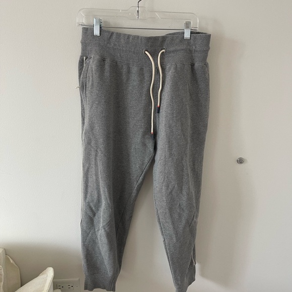 Cotopaxi Grey Sweatpant Joggers - Picture 1 of 7